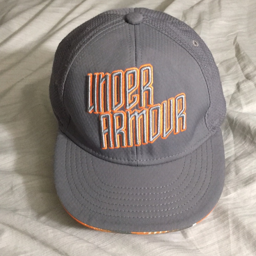 Under Armour - Youth Gray & Orange Hat